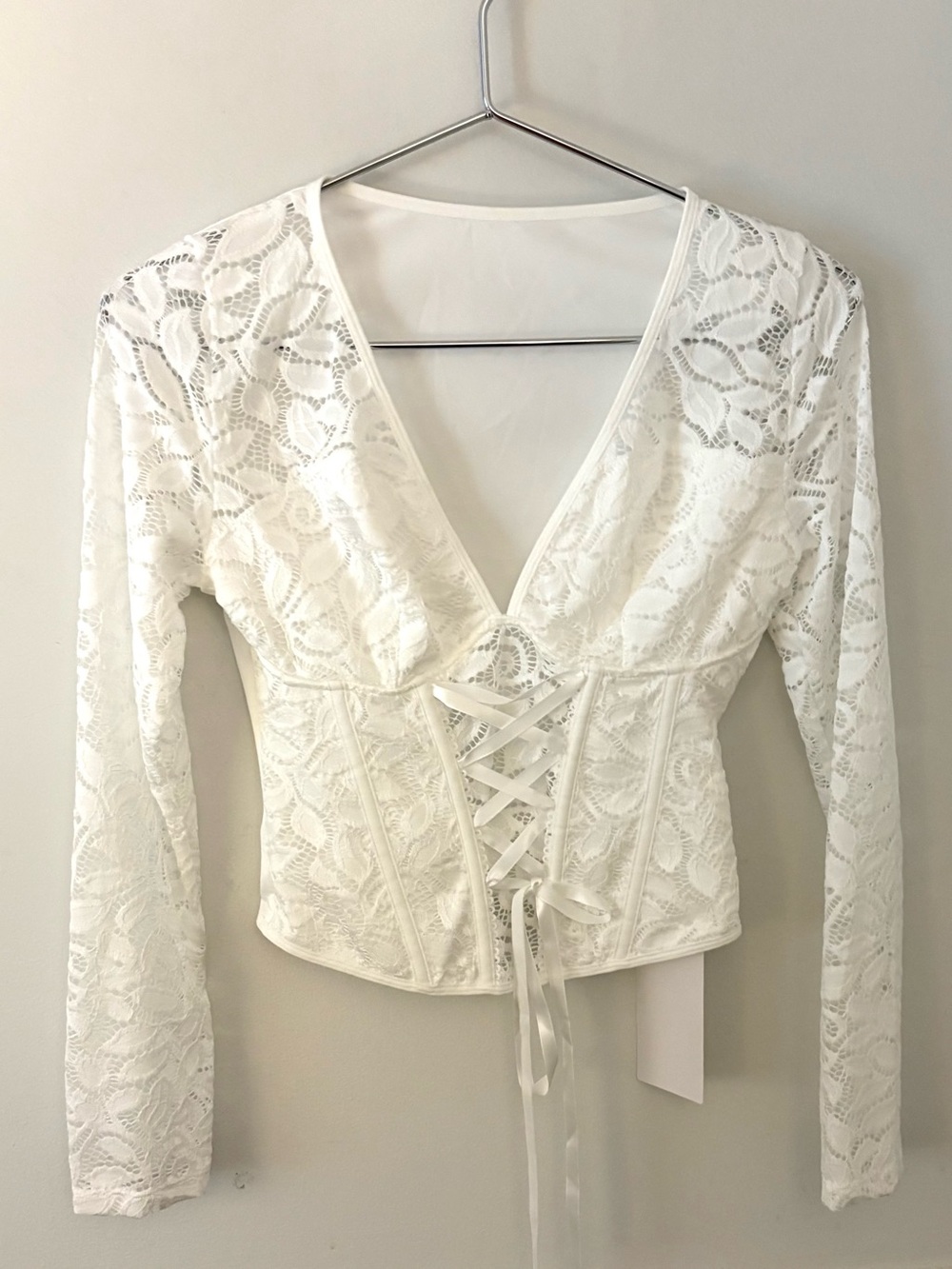 EZNV Lace Corset Bustier Long Sleeve Top, white with Lace detail